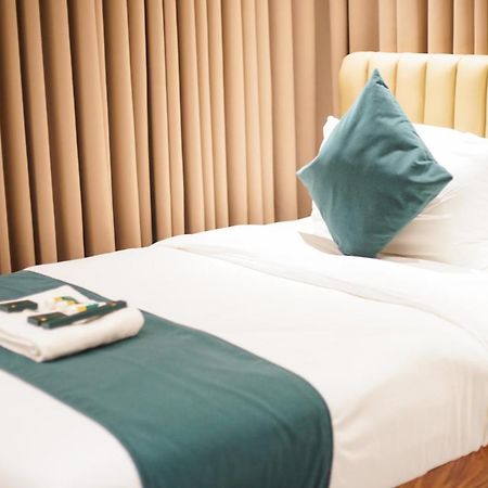 Solano Residences Lipa City ภายนอก รูปภาพ