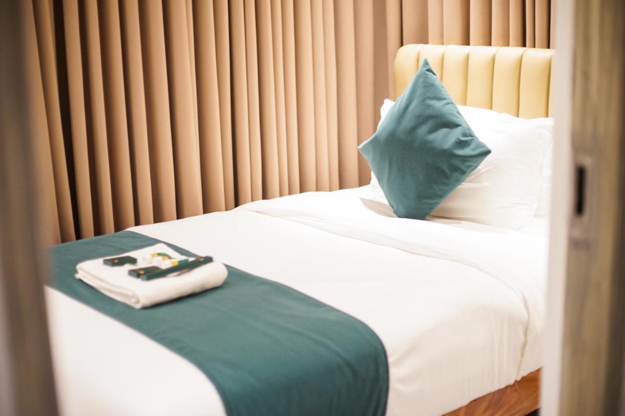 Solano Residences Lipa City ภายนอก รูปภาพ